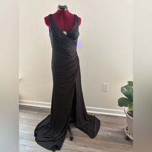 Ladivine Elegant Black Evening Gown prom dress